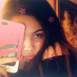 Meet your Posher, Christine